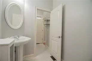 4012 Erin Dr, Alpharetta, GA 30022 - Photo 35