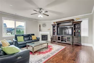 4490 Perlino Pt, Cumming, GA 30040 - Photo 7