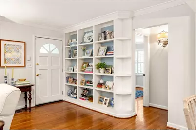 296 Eureka Drive NE, Atlanta, GA 30305 - Photo 11