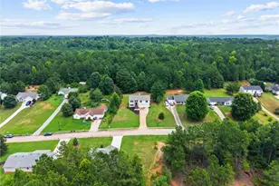 305 Hunters Trce, Covington, GA 30014 - Photo 7