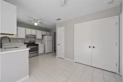 2071 Walden Park Place, Snellville, GA 30078 - Photo 17