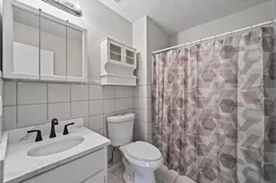 2071 Walden Park Pl, Snellville, GA 30078 - Photo 21