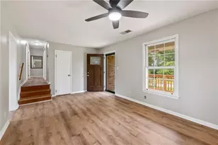 634 Rebecca St NW, Lilburn, GA 30047 - Photo 5