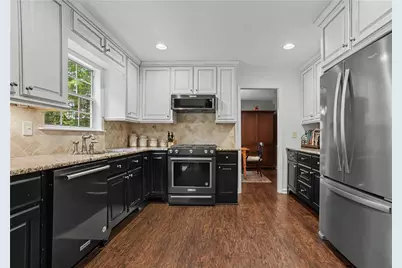 5620 Orouke Road, Buford, GA 30518 - Photo 9
