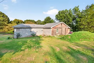 4905 Hudson Rd, Loganville, GA 30052 - Photo 17
