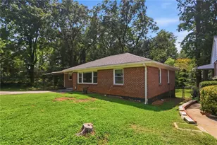 2651 Plantation Dr, East Point, GA 30344 - Photo 3