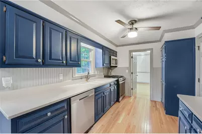 3115 Queens Walk NE, Atlanta, GA 30345 - Photo 11