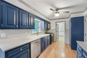 3115 Queens Walk NE, Atlanta, GA 30345 - Photo 11