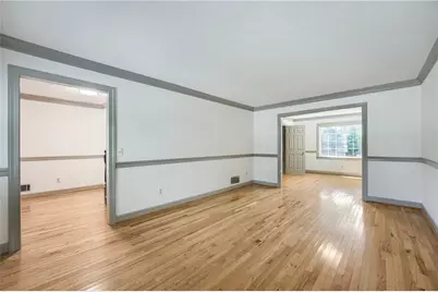 3115 Queens Walk NE, Atlanta, GA 30345 - Photo 7