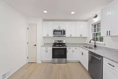 2107 Windsor Drive, Snellville, GA 30078 - Photo 11