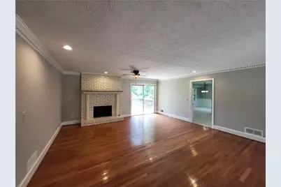 4548 Shallowford Road, Roswell, GA 30075 - Photo 3
