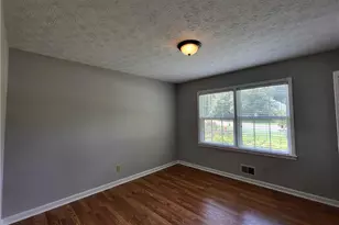 4548 Shallowford Rd, Roswell, GA 30075 - Photo 11