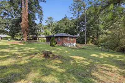1300 Waverly Dr, Forest Park, GA 30297 - Photo 23