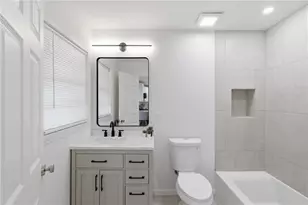 1300 Waverly Dr, Forest Park, GA 30297 - Photo 5