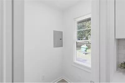 1300 Waverly Dr, Forest Park, GA 30297 - Photo 19