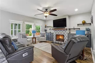 3240 Blackburn Dr, Cumming, GA 30040 - Photo 13