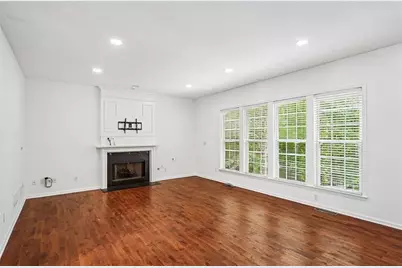 5157 Wellisford Court NW, Suwanee, GA 30024 - Photo 5