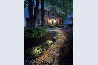 2168 Westbury Court SW, Marietta, GA 30064 - Photo 3