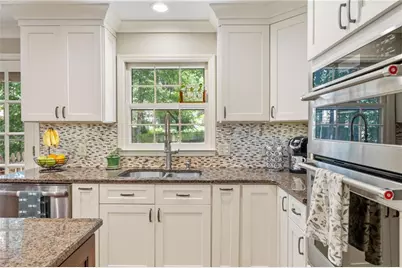 2168 Westbury Court SW, Marietta, GA 30064 - Photo 11