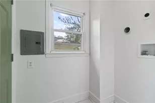1707 McKenzie Dr, Decatur, GA 30032 - Photo 9