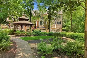 1017 Emory Parc Pl, Decatur, GA 30033 - Photo 3