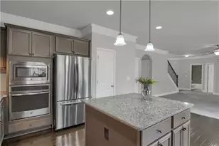 551 Wagon Hill Ln, Sugar Hill, GA 30518 - Photo 13