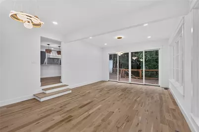 1153 Dawn View Lane NW, Atlanta, GA 30327 - Photo 21