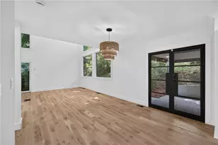 1153 Dawn View Ln NW, Atlanta, GA 30327 - Photo 15