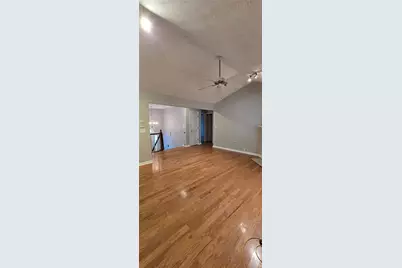 210 Radner Run, Lawrenceville, GA 30043 - Photo 5