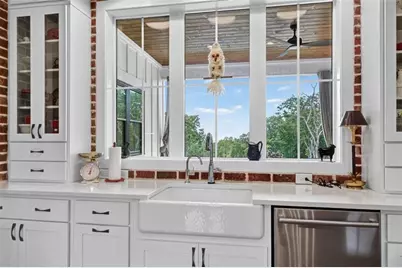 624 High Summit Drive, Talking Rock, GA 30175 - Photo 11