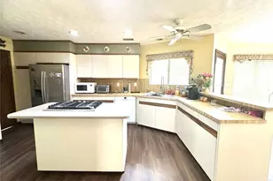 3150 Bolero Dr, Atlanta, GA 30341 - Photo 13