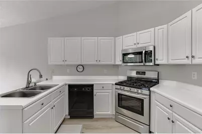 5948 Williamsport Drive, Flowery Branch, GA 30542 - Photo 17