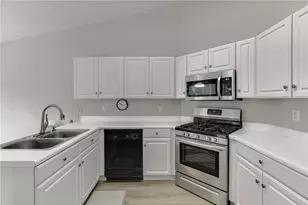 5948 Williamsport Dr, Flowery Branch, GA 30542 - Photo 17