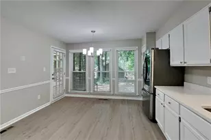 385 Deerwood Dr, Suwanee, GA 30024 - Photo 5