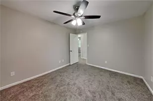 385 Deerwood Dr, Suwanee, GA 30024 - Photo 11