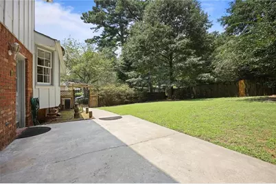 2458 Dunkerrin Lane, Atlanta, GA 30360 - Photo 29