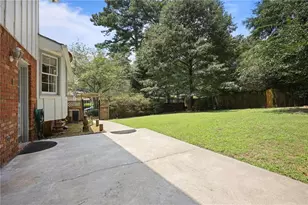 2458 Dunkerrin Ln, Atlanta, GA 30360 - Photo 29