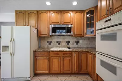 2458 Dunkerrin Lane, Atlanta, GA 30360 - Photo 11