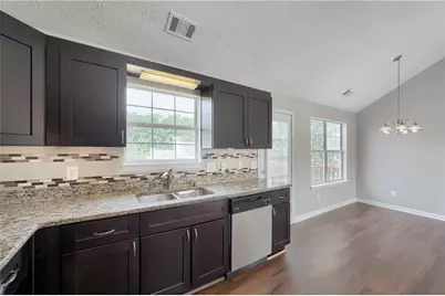 7281 Sandpiper Way, Riverdale, GA 30274 - Photo 13