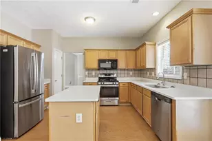 2627 Spring Cast Dr, Buford, GA 30519 - Photo 17