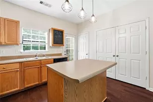 2086 Del Lago Cir, Kennesaw, GA 30152 - Photo 11