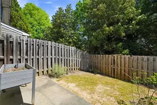 2086 Del Lago Cir, Kennesaw, GA 30152 - Photo 21