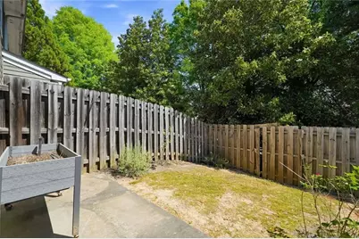 2086 Del Lago Circle, Kennesaw, GA 30152 - Photo 21