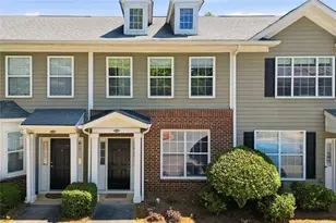 2086 Del Lago Cir, Kennesaw, GA 30152 - Photo 1