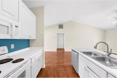 3033 Bentley Park Circle, Gainesville, GA 30504 - Photo 13