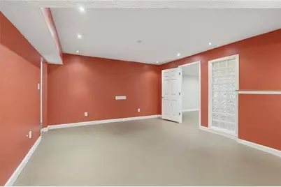 694 Shore View, Lithonia, GA 30058 - Photo 31