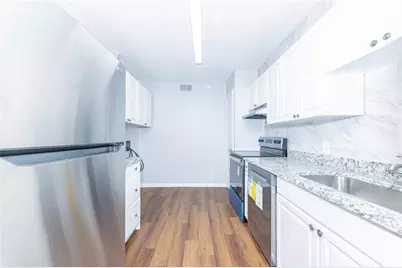 2398 Lawrenceville Highway #U, Decatur, GA 30033 - Photo 9