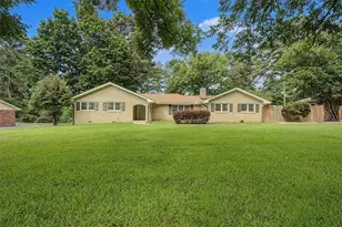 2153 Timber Ln, Snellville, GA 30078 - Photo 7