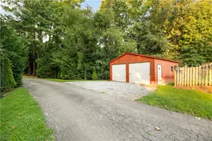 5240 Chestwick Pl, Cumming, GA 30040 - Photo 109