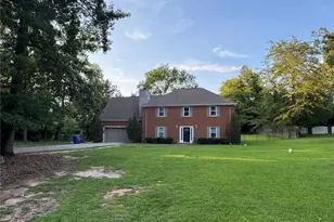 760 Kings Crest Ct, Fairburn, GA 30213 - Photo 1
